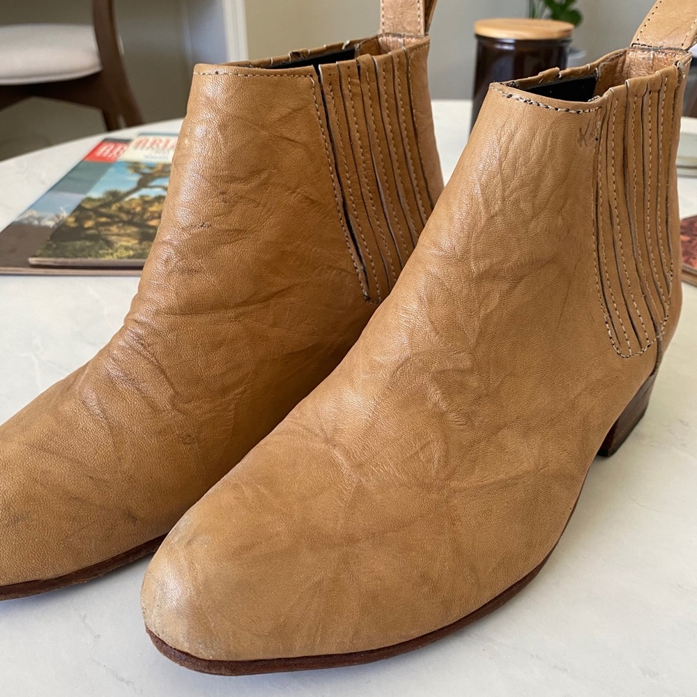 Authentic Vintage Tan Leather Boots